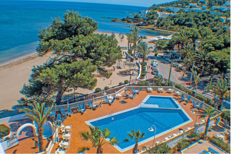 HOTEL RIOMAR IBIZA 4* Sta Eularia Des Riu (a 250 mt dall’arrivo)